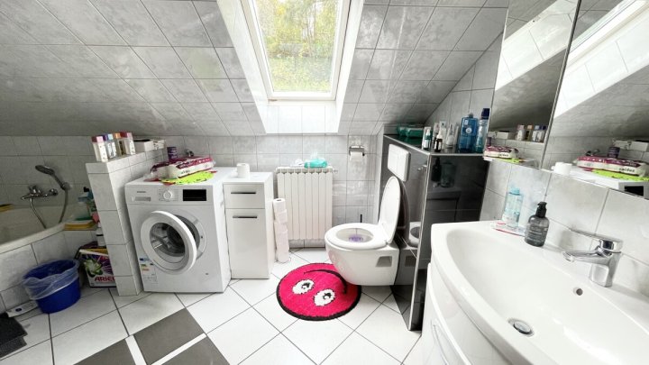 Charmantes, vermietetes 3-Familienhaus in idyllischer Waldrandlage