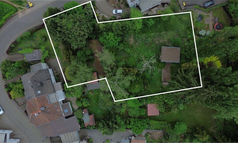 Attraktive Gelegenheit: Großes Grundstück in Riegelsberg – ideal für Familien oder Investoren!