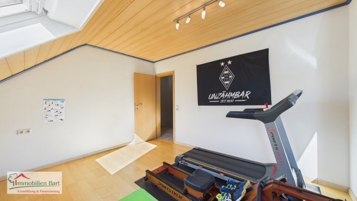 L-MERTERT / VIS-À-VIS / FAMILIENGLÜCK IN TOP LAGE!