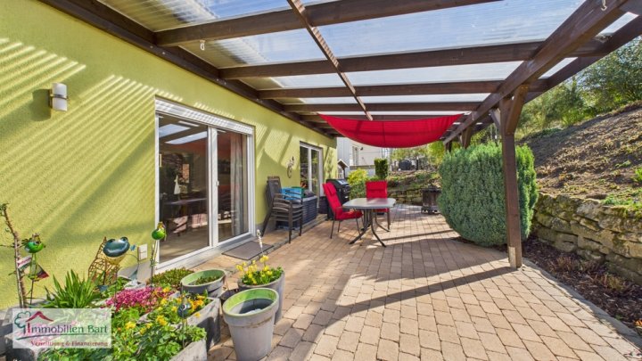 L-MERTERT / VIS-À-VIS / FAMILIENGLÜCK IN TOP LAGE!