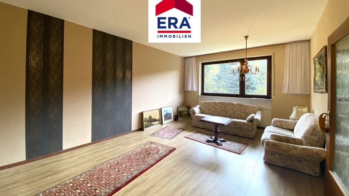 ZU VERMIETEN !! 3ZKB-WOHNUNG/1. OG MIT BALKON, IN GROSSROSSELN