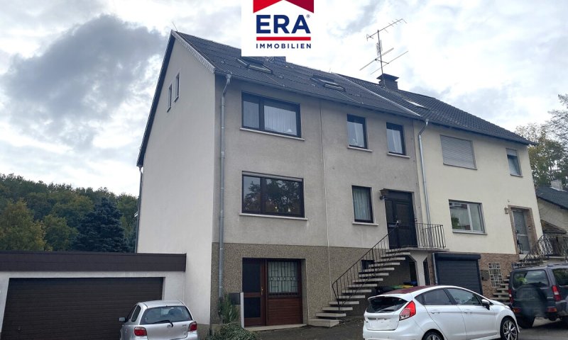 ZU VERMIETEN !! 3ZKB-WOHNUNG/2. OG MIT BALKON + MAISONETTE DG, IN GROSSROSSELN