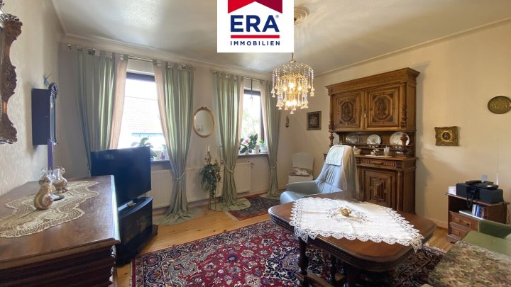 ZU VERMIETEN !! 3ZKB-WOHNUNG/2. OG MIT BALKON + MAISONETTE DG, IN GROSSROSSELN