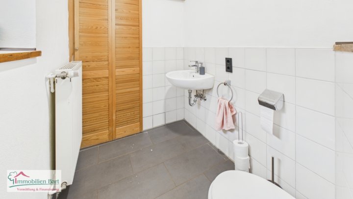 GRENZE L-REMICH: WOHNHAUS MIT 4 SCHLAFZIMMER / GARTEN UND GARAGE IN TOP LAGE