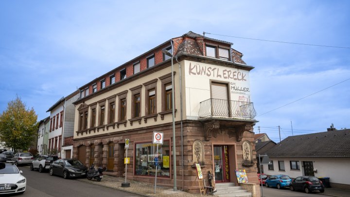 Helle und großzügige Obergeschosswohnung in Püttlingen zu vermieten