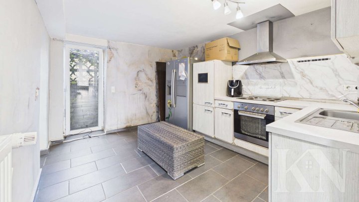 Einfamilienhaus mit Garten und Carport in zentraler Lage von Spiesen-Elversberg!