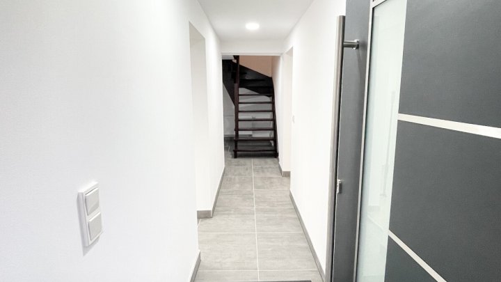 Hochwertig saniertes Einfamilienhaus in ruhiger und zentraler Lage