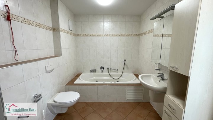 ALTERSGERECHTES WOHNEN IN PERL! TOP LAGE MIT TG-STELLPLATZ!