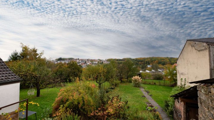 Für die kleine Familie sowie Paare - saniertes Reihenendhaus mit großem Garten in Lebach-Landsweiler