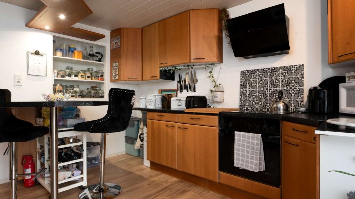 Für die kleine Familie sowie Paare - saniertes Reihenendhaus mit großem Garten in Lebach-Landsweiler