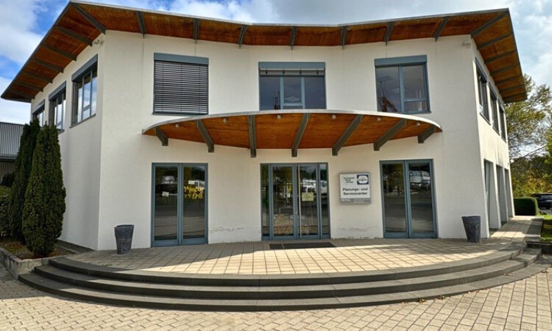 Moderne Büro- und Logisitkimmobilie, Mieter mit bester Bonität