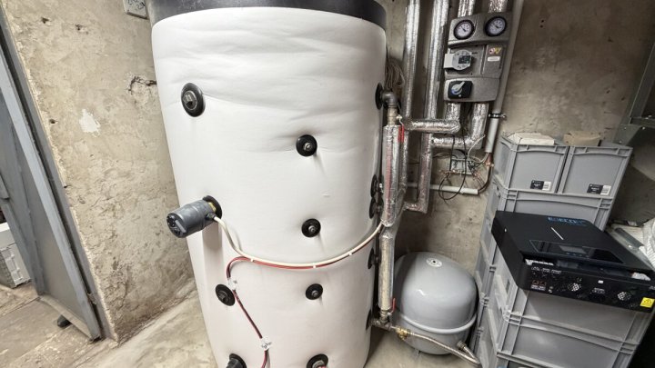 Großzügiges Ein-/Zweifamilienhaus in Fremersdorf mit neuer Heizung und PV-Anlage