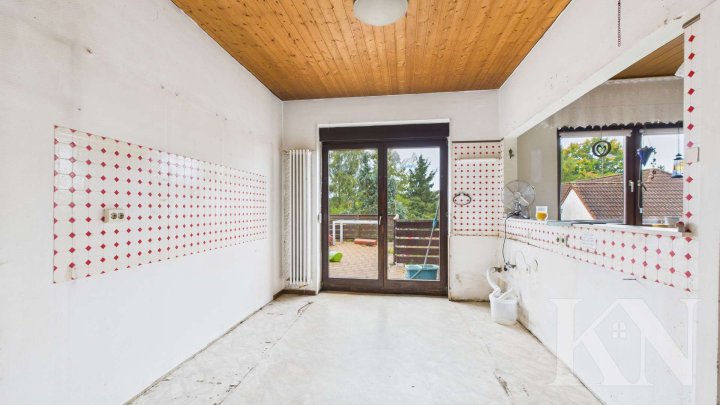 Viel Platz für Ideen: Einfamilienhaus mit PV-Anlage, Garten und Ausbaupotenzial