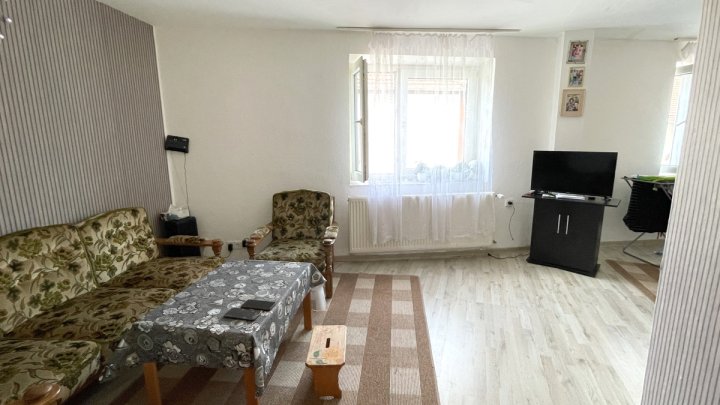 Vermietetes Zweifamilienhaus in zentraler Lage von Beckingen