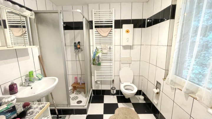 Vermietetes Zweifamilienhaus in zentraler Lage von Beckingen