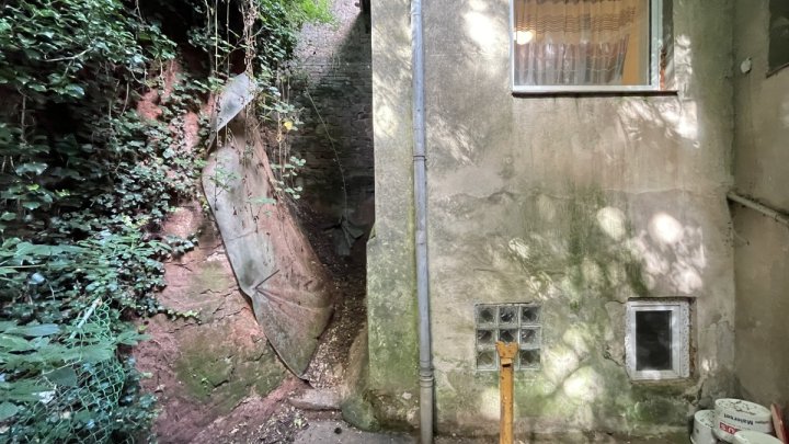 Vermietetes Zweifamilienhaus in zentraler Lage von Beckingen