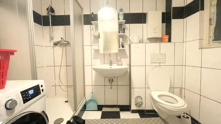 Vermietetes Zweifamilienhaus in zentraler Lage von Beckingen