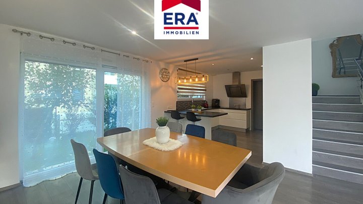 KEINE VERMITTLUNGSGEBÜHREN ! FREISTEHENDES EINFAMILIENHAUS IN RUHIGER LAGE VON FORBACH/FR, NÄHE SB