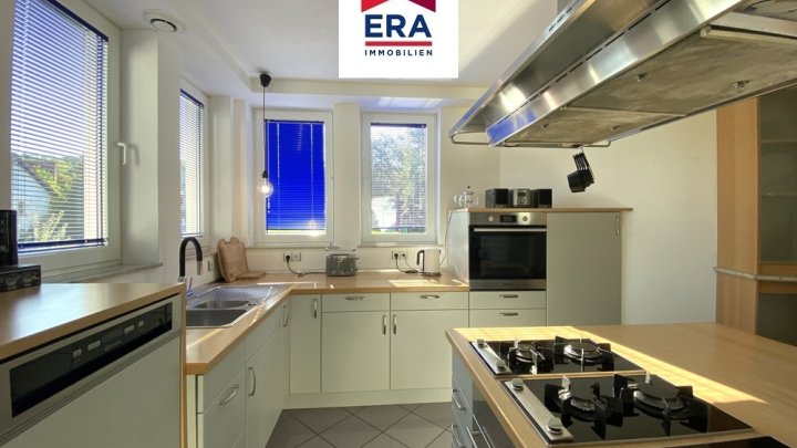 KEINE VERMITTLUNGSGEBÜHREN !! ARCHITEKTENHAUS MIT ELW.  SCHOENECK/FR, NÄHE SAARBRÜCKEN