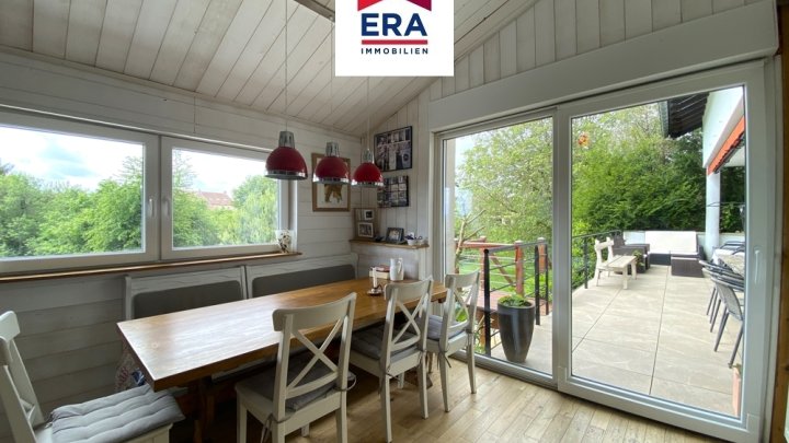 PROVISIONSFREI-VILLA MIT POOL IN RUHIGER LAGE, IN KERBACH/FR, NÄHE SAARBRÜCKEN