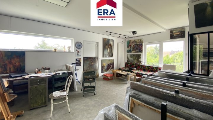 PROVISIONSFREI-VILLA MIT POOL IN RUHIGER LAGE, IN KERBACH/FR, NÄHE SAARBRÜCKEN