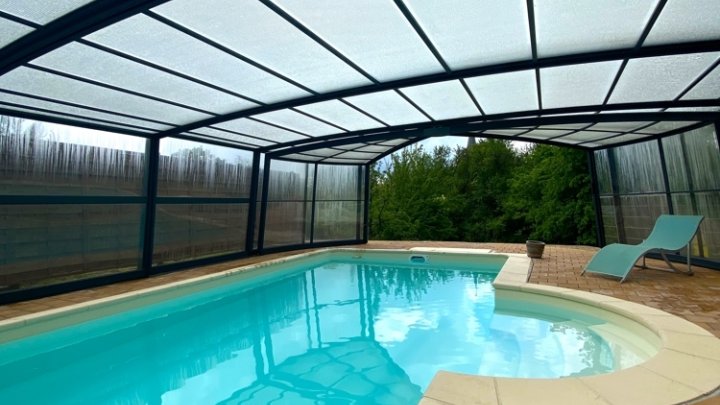 PROVISIONSFREI-VILLA MIT POOL IN RUHIGER LAGE, IN KERBACH/FR, NÄHE SAARBRÜCKEN