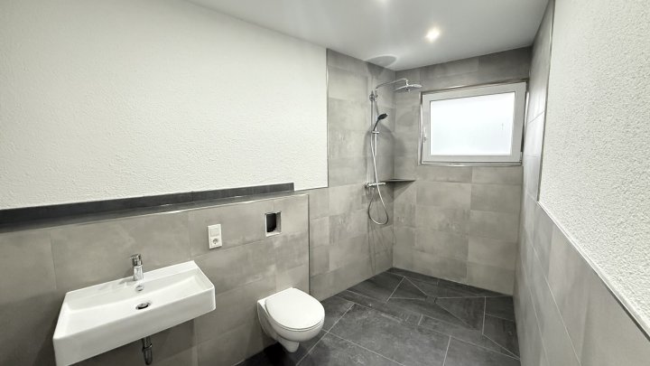 Erstbezug - Moderne Neubauwohnung mit Gartennutzung in Überherrn-Felsberg zu vermieten