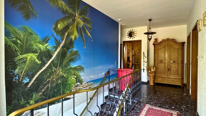 Freistehender Bungalow mit Garten + Garage - ca. 254m² Gesamtfläche