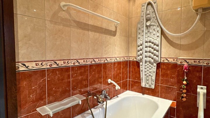 Freistehender Bungalow mit Garten + Garage - ca. 254m² Gesamtfläche