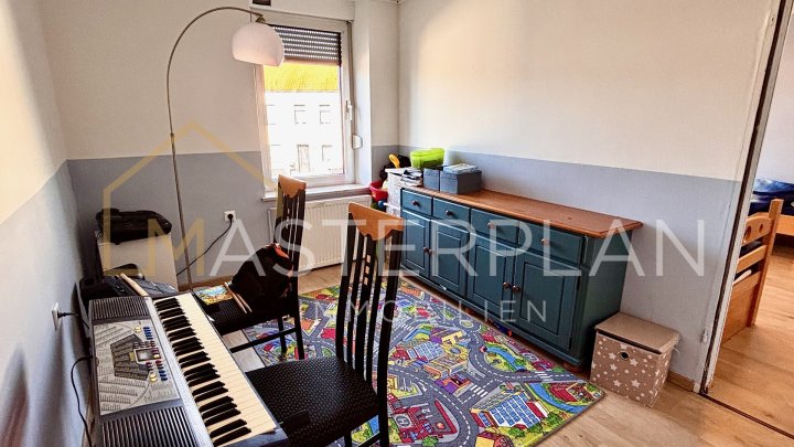 Gemütliches Einfamilienhaus mit Garten, Terrasse und Garage in ruhiger Lage