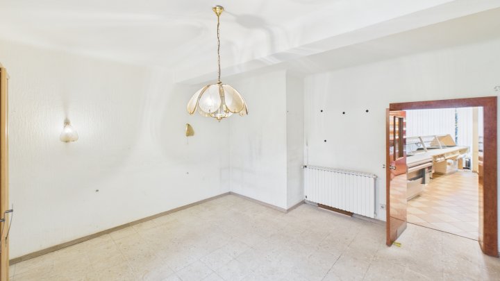 Vielseitige Wohn- und Gewerbeimmobilie in Saarlouis-Lisdorf