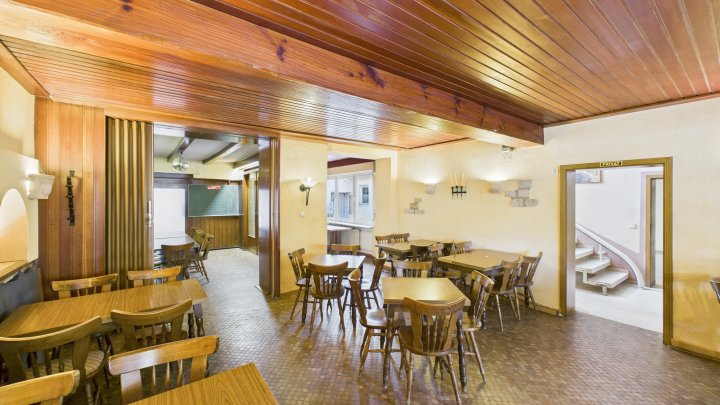 Vielseitige Wohn- und Gewerbeimmobilie in Saarlouis-Lisdorf