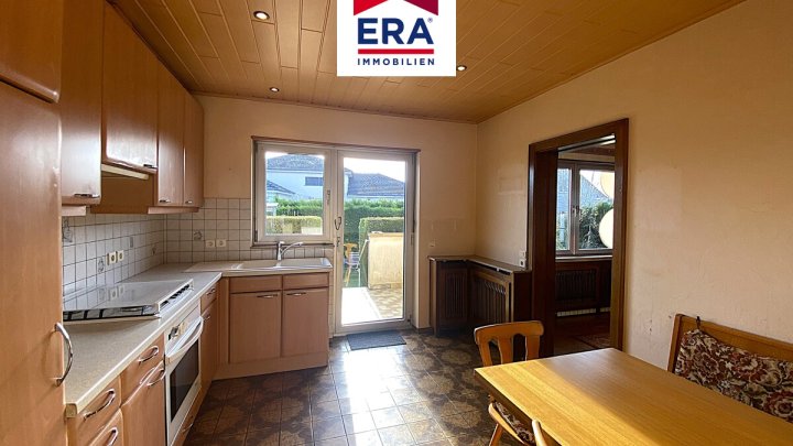 KEINE VERMITTLUNGSGEBÜHREN!! FREISTEHENDER BUNGALOW, SACKGASSE A-LAGE IN OETING/FR, NÄHE SB