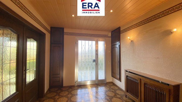 KEINE VERMITTLUNGSGEBÜHREN!! FREISTEHENDER BUNGALOW, SACKGASSE A-LAGE IN OETING/FR, NÄHE SB