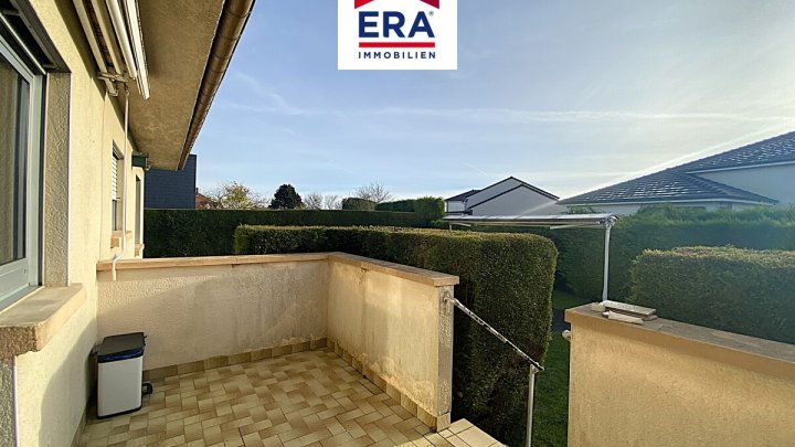 KEINE VERMITTLUNGSGEBÜHREN!! FREISTEHENDER BUNGALOW, SACKGASSE A-LAGE IN OETING/FR, NÄHE SB