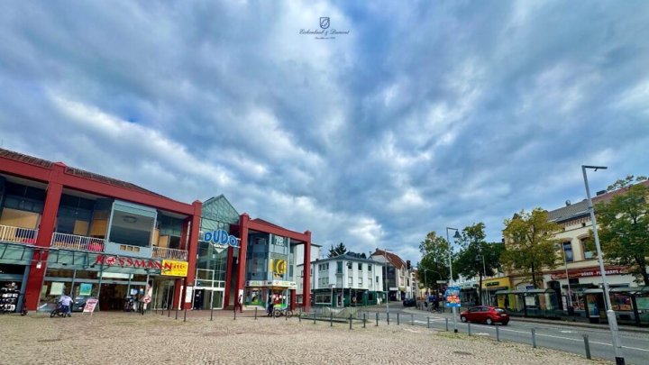 Voll vermietetes Wohn- und Geschäftshaus. Top-Rendite in zentraler Lage von Dudweiler