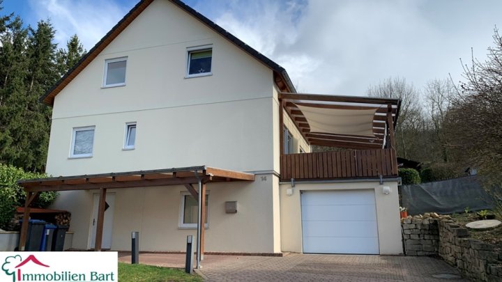 5 MIN. VON L-WORMELDANGE: GEPFLEGTES WOHNHAUS IN TOLLER LAGE !