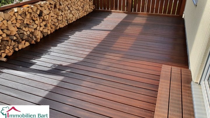 5 MIN. VON L-WORMELDANGE: GEPFLEGTES WOHNHAUS IN TOLLER LAGE !