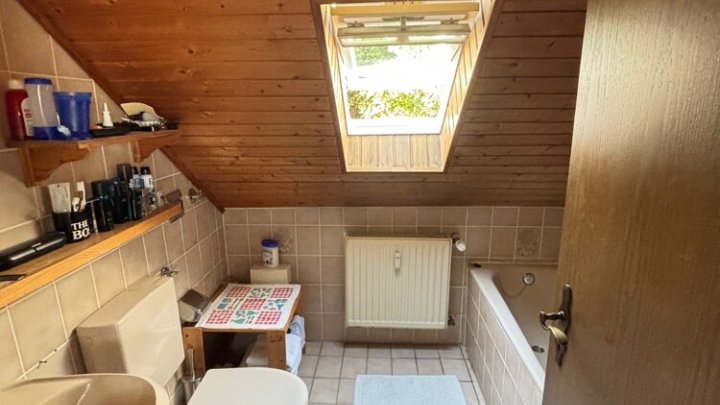 Renditepaket mit 3 Eigentumswohnungen und 3 Garagen