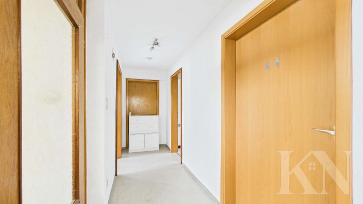 Vielseitiges Zweifamilienhaus mit großem Potenzial in zentraler Lage von Püttlingen!