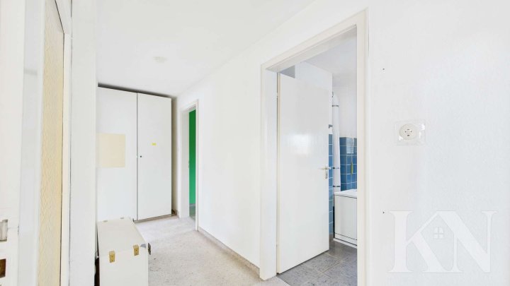 Vielseitiges Zweifamilienhaus mit großem Potenzial in zentraler Lage von Püttlingen!