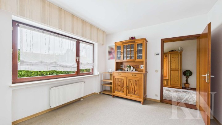 Großzügiges Einfamilienhaus mit Terrasse, Garten und Wohnen auf einer Ebene in Saarlouis-Steinrausch