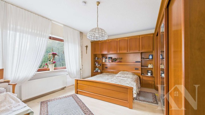 Großzügiges Einfamilienhaus mit Terrasse, Garten und Wohnen auf einer Ebene in Saarlouis-Steinrausch