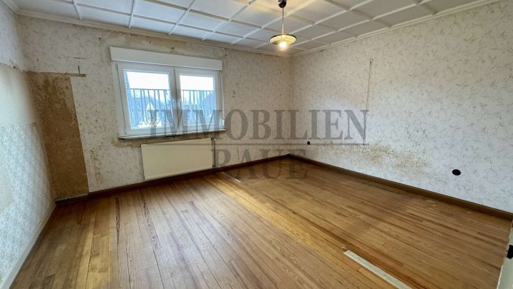 FREISTEHENDES 1-2 FAMILIENHAUS MIT GARTEN UND GARAGE IN BILDSTOCK - SOFORT FREI