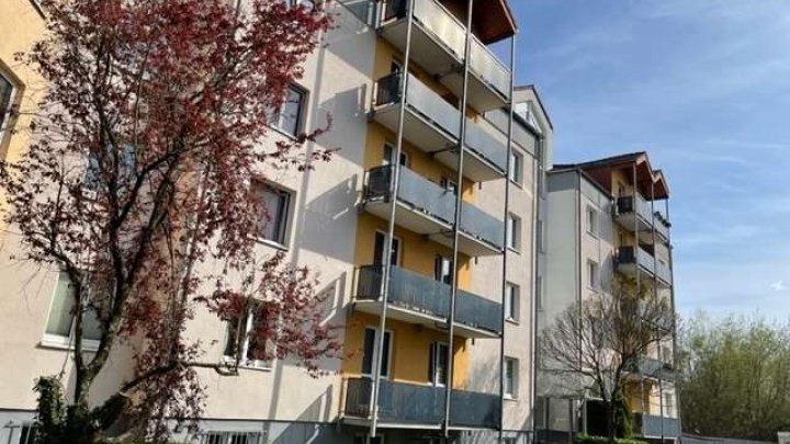1-Zimmer-Apartment mit Balkon und Stellplatz in Homburg