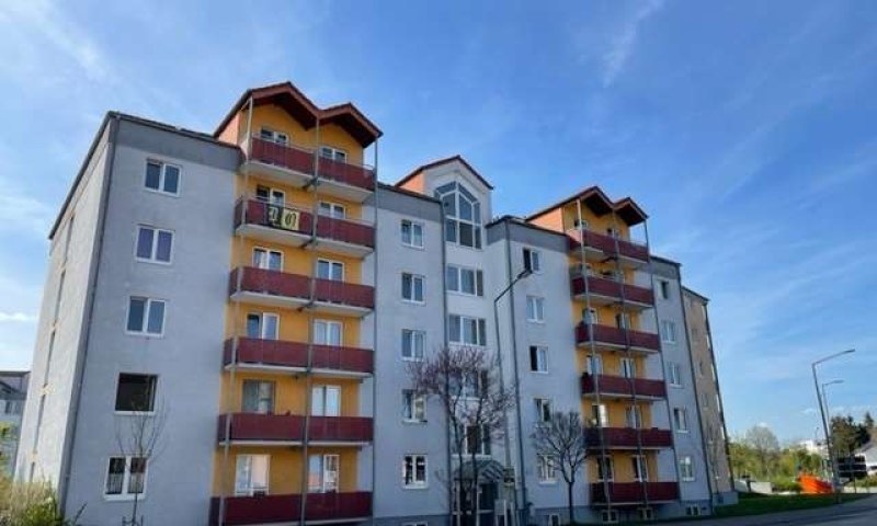 1-Zimmer-Apartment mit Balkon und Stellplatz in Homburg