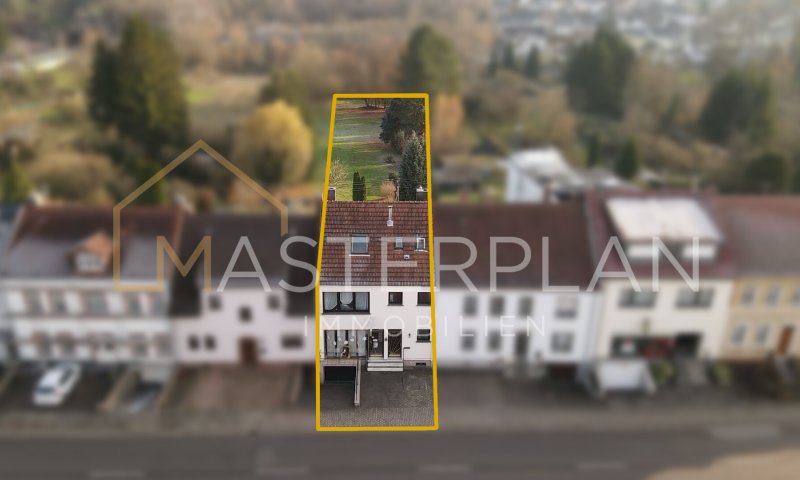 Wohn-und Geschäftshaus (3-Familienhaus möglich)