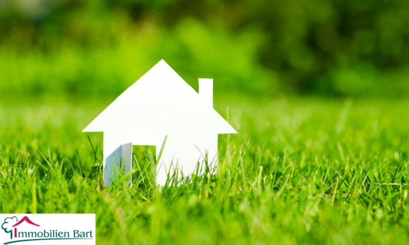 GRENZNÄHE: 7 AR BAUGRUNDSTÜCK IN TOP !