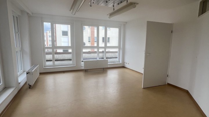 Moderne Büro- oder Praxisräume (51) im Stadtzentrum von Saarlouis - Ihr neuer Arbeitsplatz!