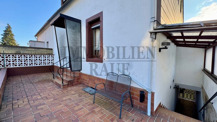 GROSSES 1 FAM.-HAUS MIT POTENZIAL IN RUHIGER LAGE VON SULZBACH MIT GARAGE, TERRASSE UND GARTEN